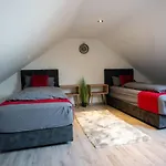 Livemore24 - Space In 24-7 Check-in Apartment