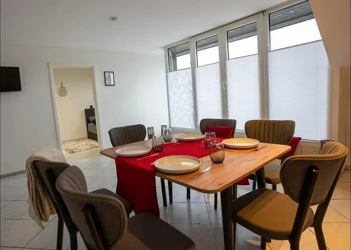 Livemore24 - Space In 24-7 Check-in Apartmán *