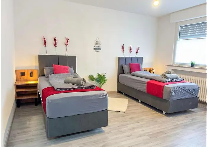 Livemore24 - Space In 24-7 Check-in