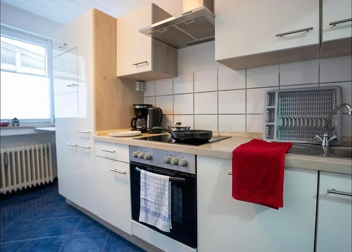 Livemore24 - Space In 24-7 Check-in *