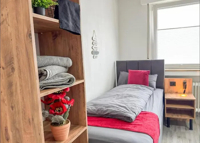 Livemore24 - Space In 24-7 Check-in